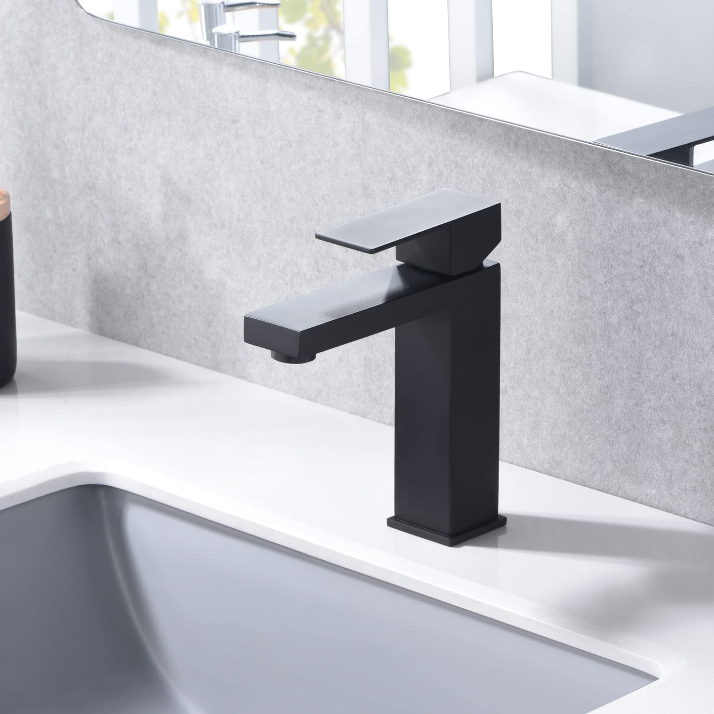 Single Handle Basin Faucet Matte Black