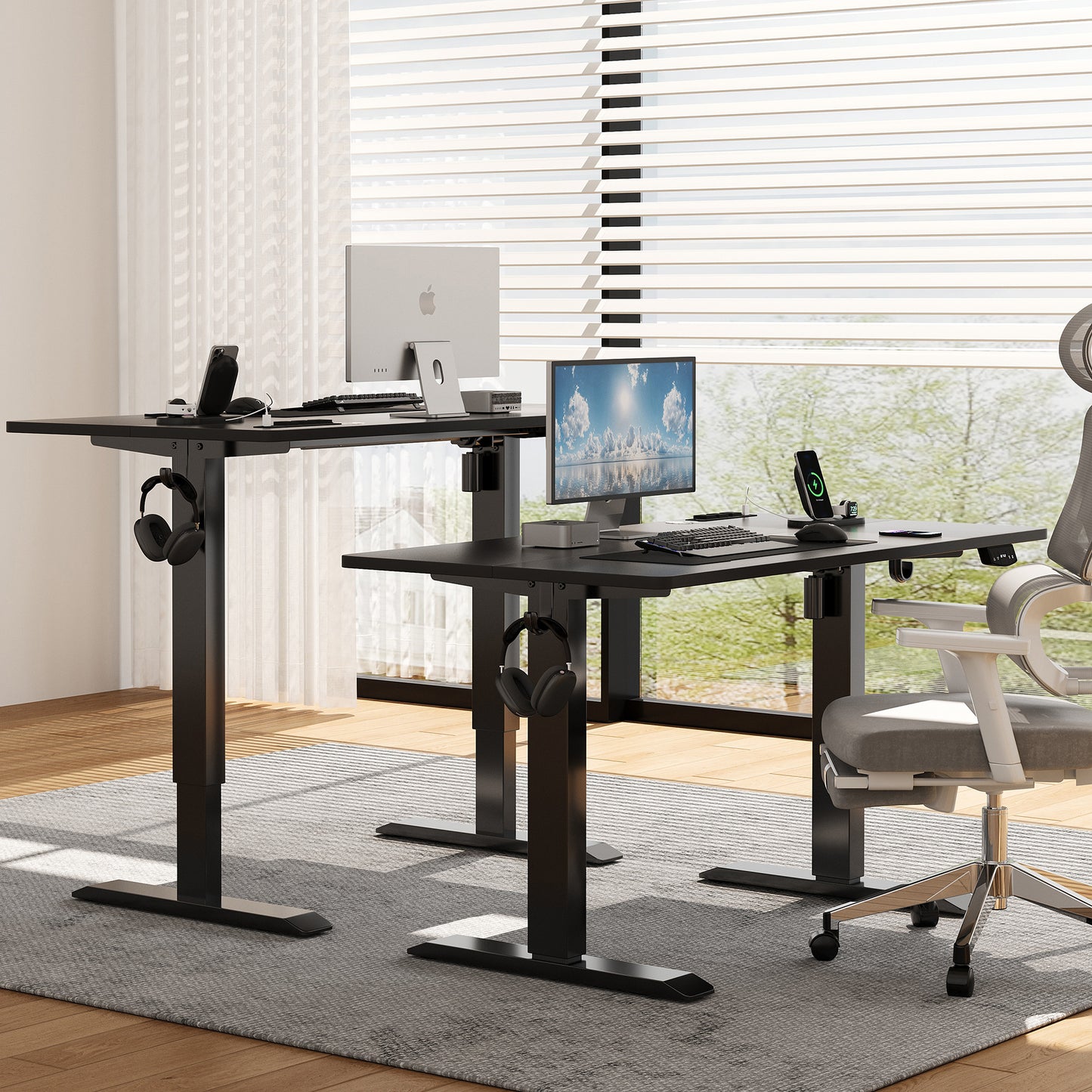 Height Adjustable Computer Desk with Power Outlets, Black
