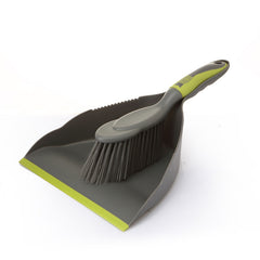Brooms & Dustpans