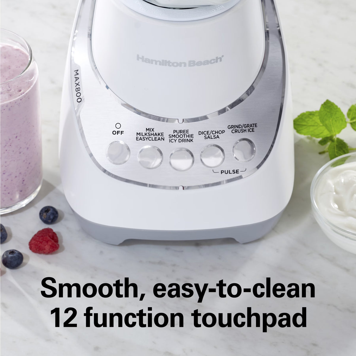 Hamilton Beach Wave Action Smoothie Blender, 48 oz Glass Jar 800 W 12-Function Countertop Blender for Kitchen, White
